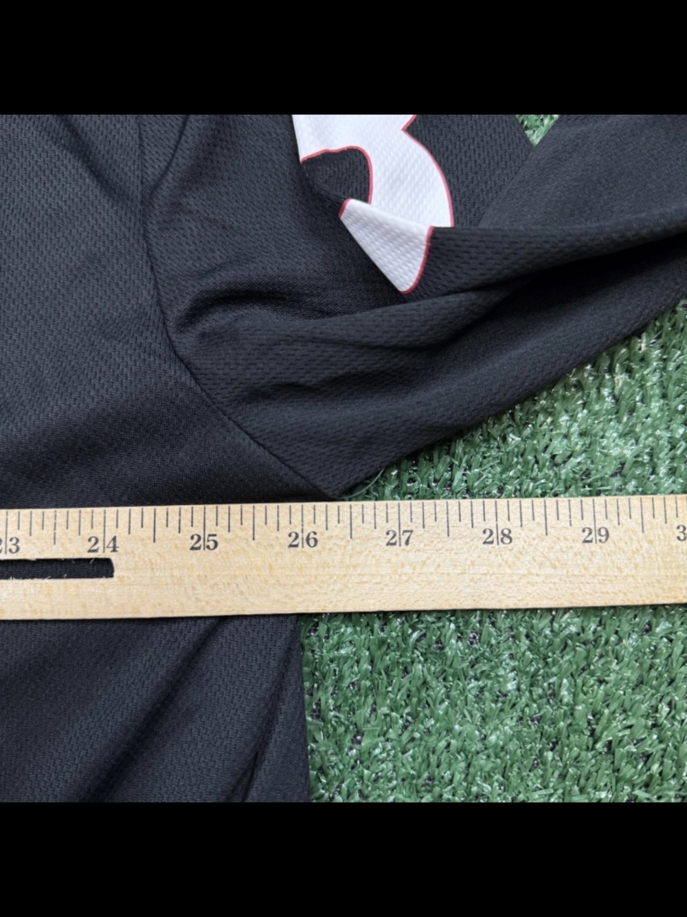 Jason Friday the 13th Hockey Jersey Men's Size XL Black Long Sleeve Bioworld - Picture 7 of 7